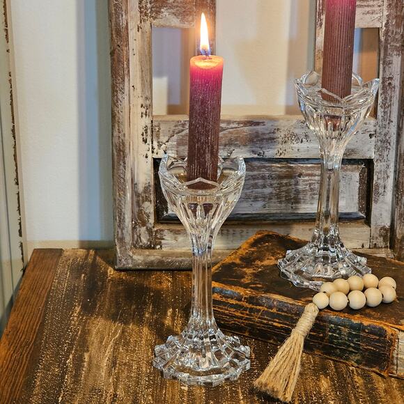 Set of Elegant Lotus Flower Candlestick Holders - Vintage Crystal Decor Accent - Picture 5 of 10